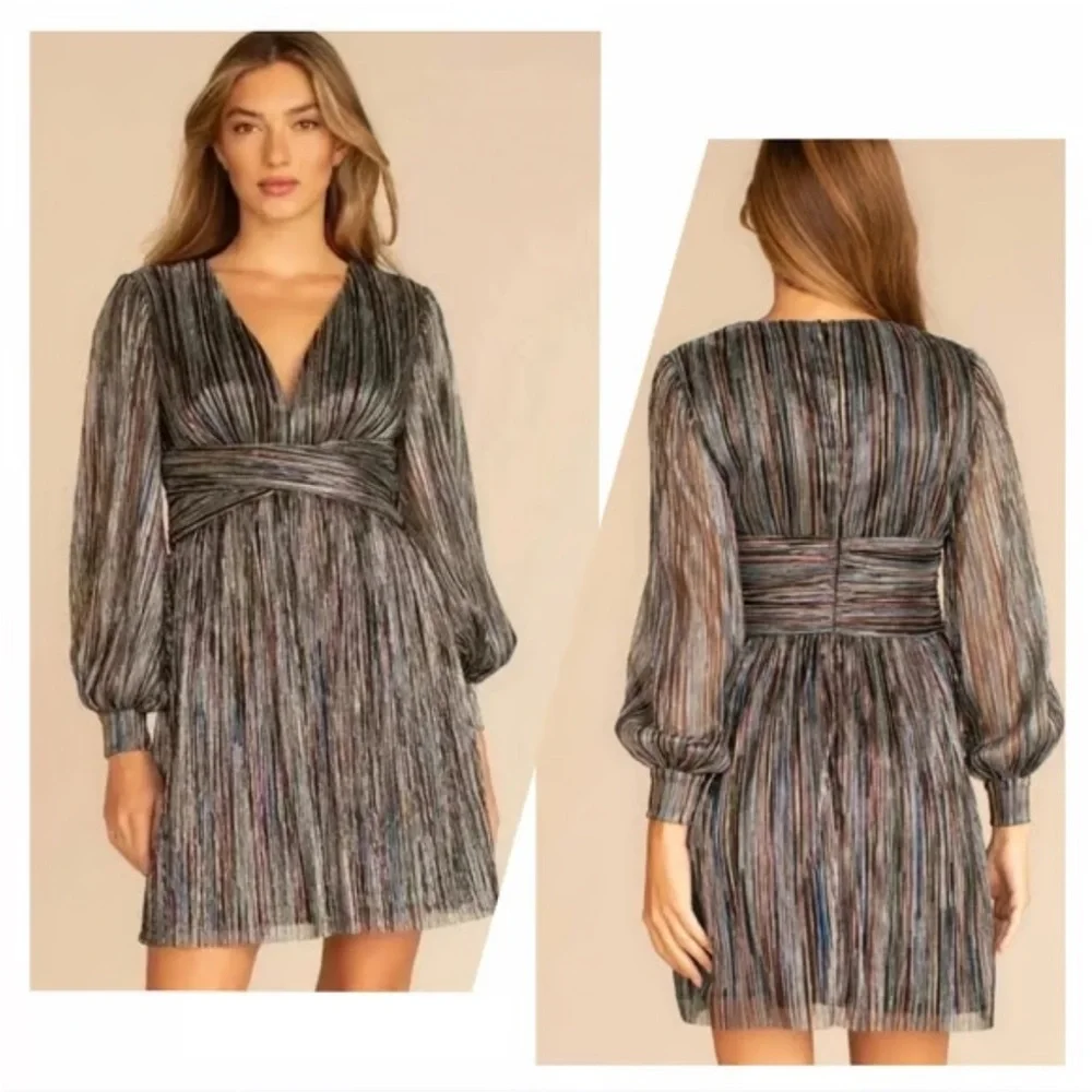 Trina Turk Metallic Pleated V Neck Mini Dress Long Sleeve Size 8